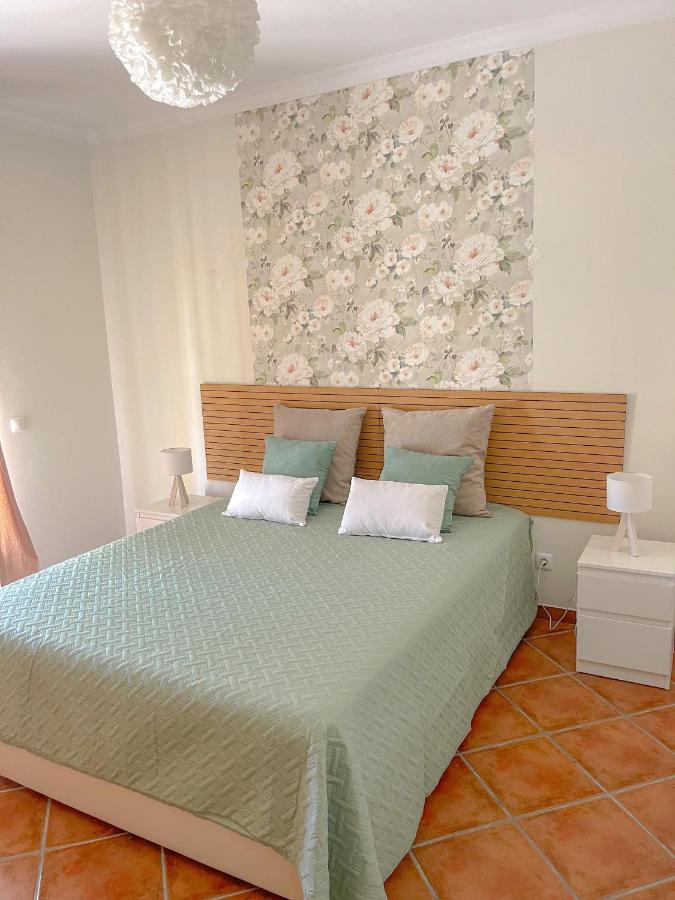 Stela'S House - Alojamento Local Apartment Gale  Exterior photo